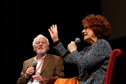 Gili, Andréa Ferréol