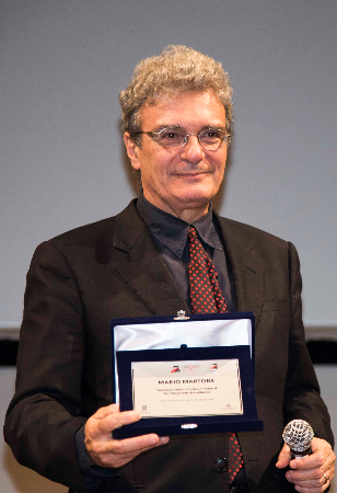 Fellini Platinum Aard per Mario Martone